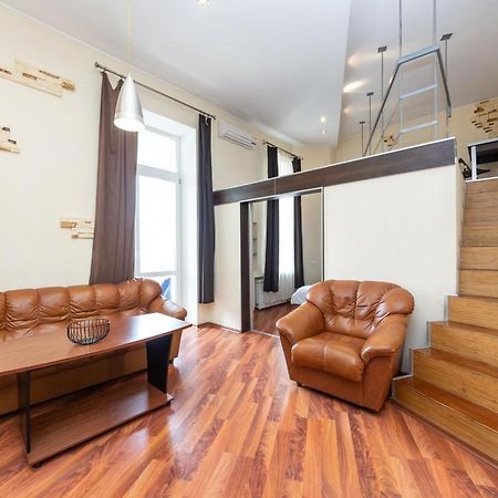 Comfortable Apartment On Mikhaylovskiy Lane Kijev Kültér fotó