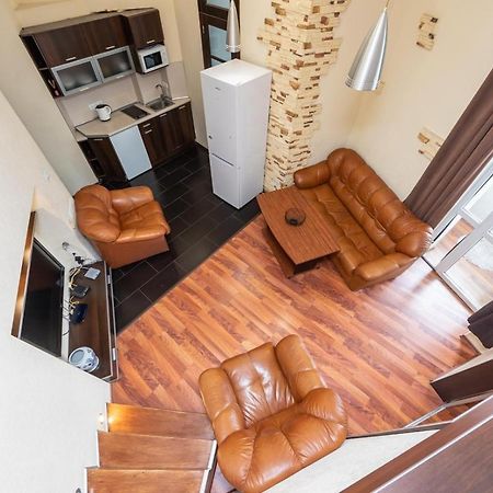 Comfortable Apartment On Mikhaylovskiy Lane Kijev Kültér fotó