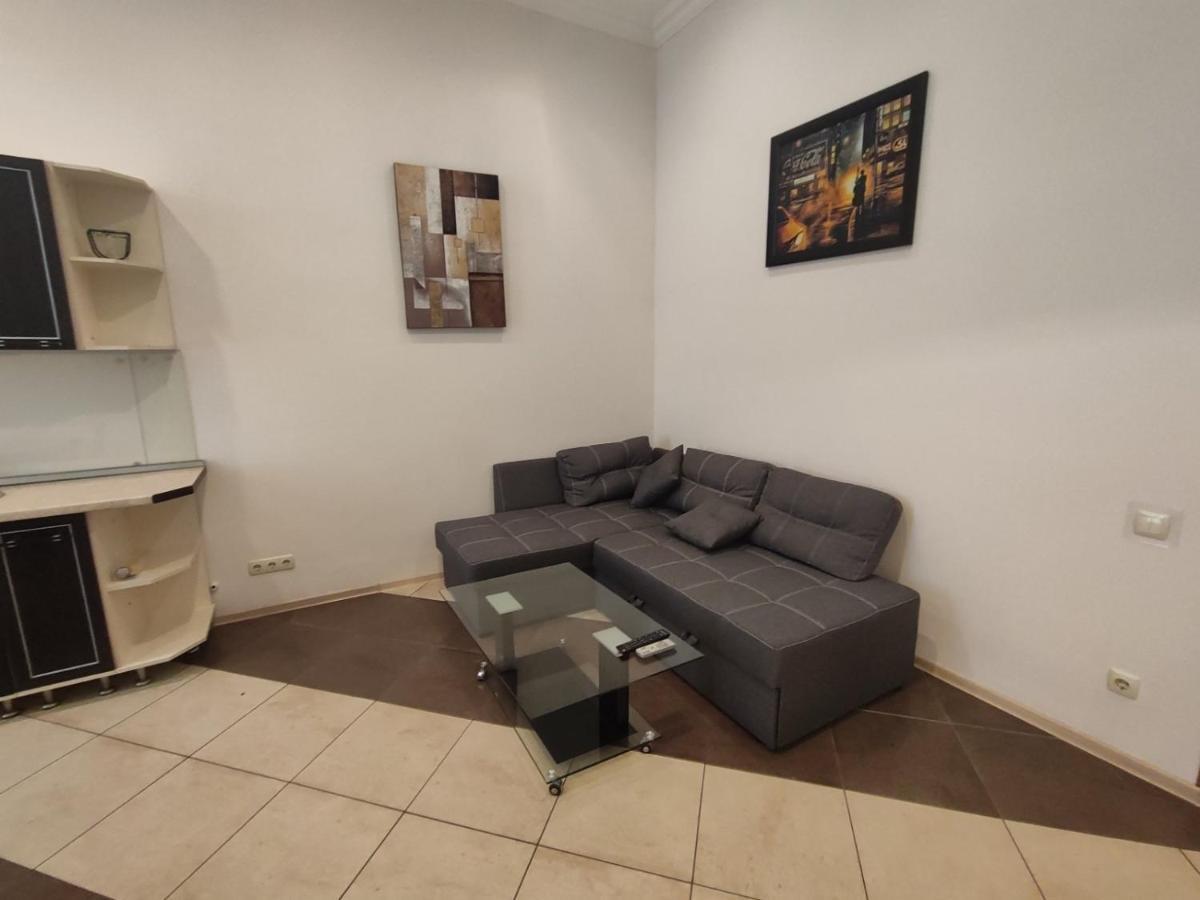 Comfortable Apartment On Mikhaylovskiy Lane Kijev Kültér fotó
