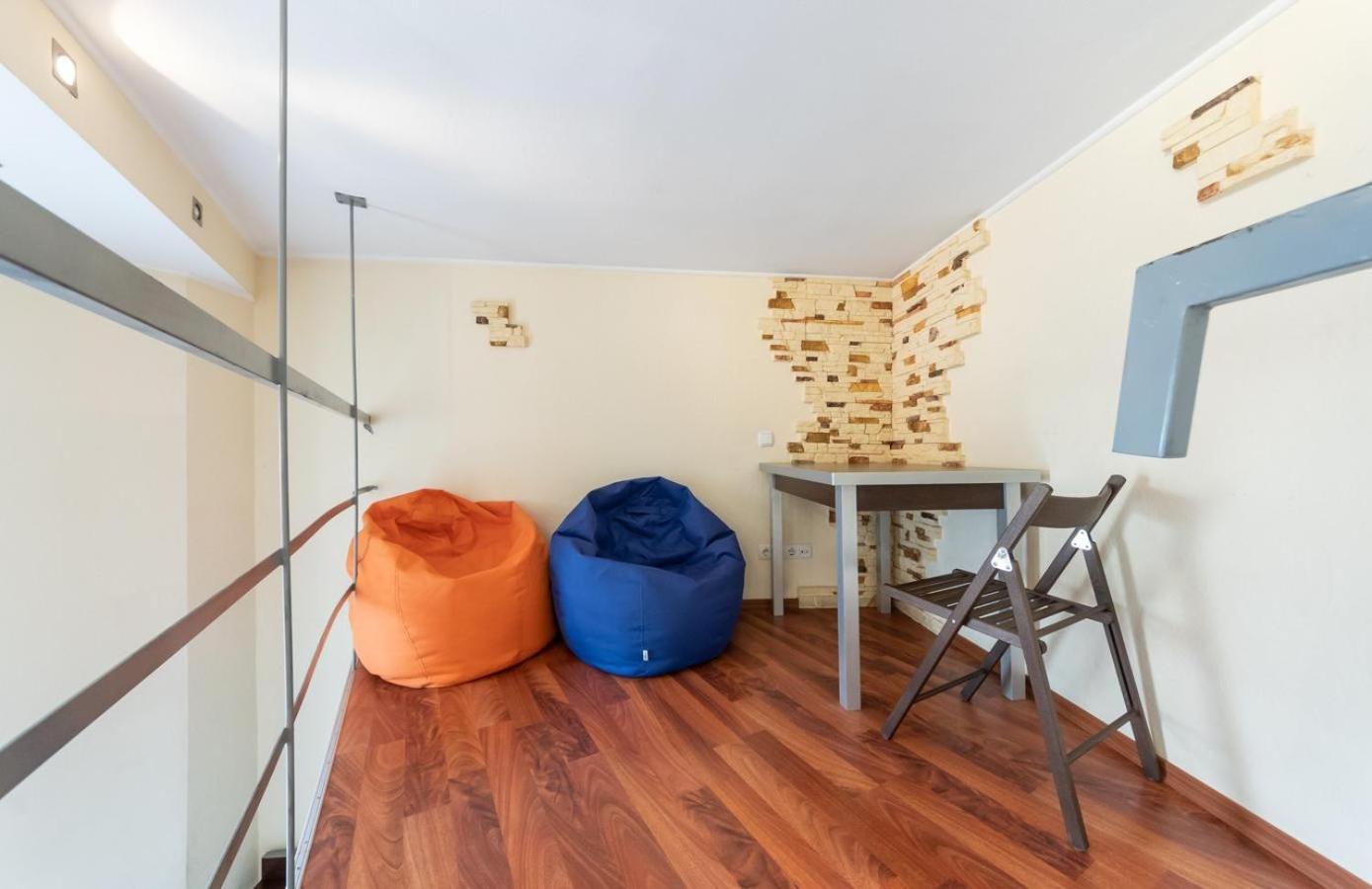 Comfortable Apartment On Mikhaylovskiy Lane Kijev Kültér fotó