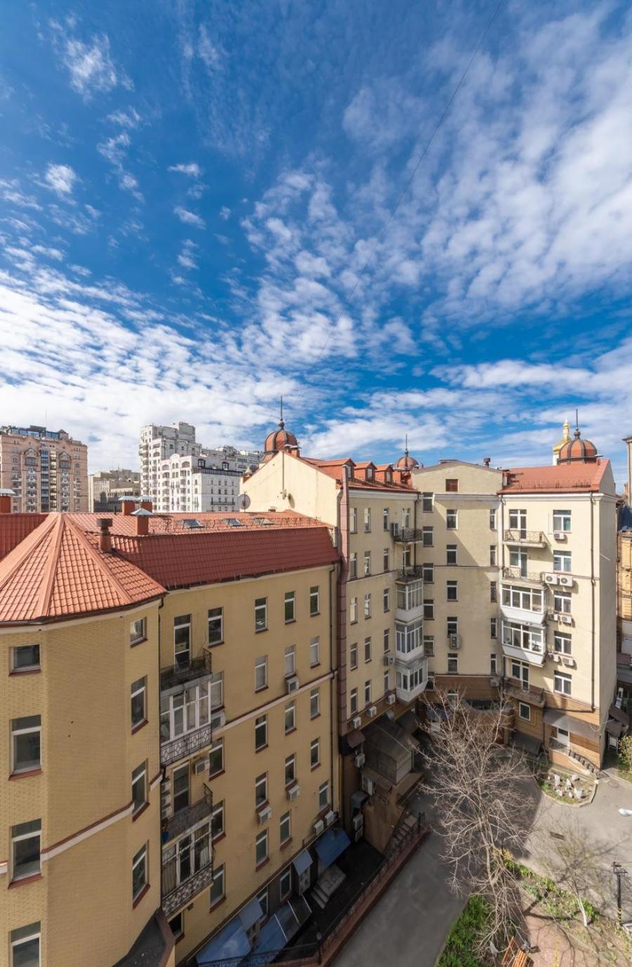Comfortable Apartment On Mikhaylovskiy Lane Kijev Kültér fotó