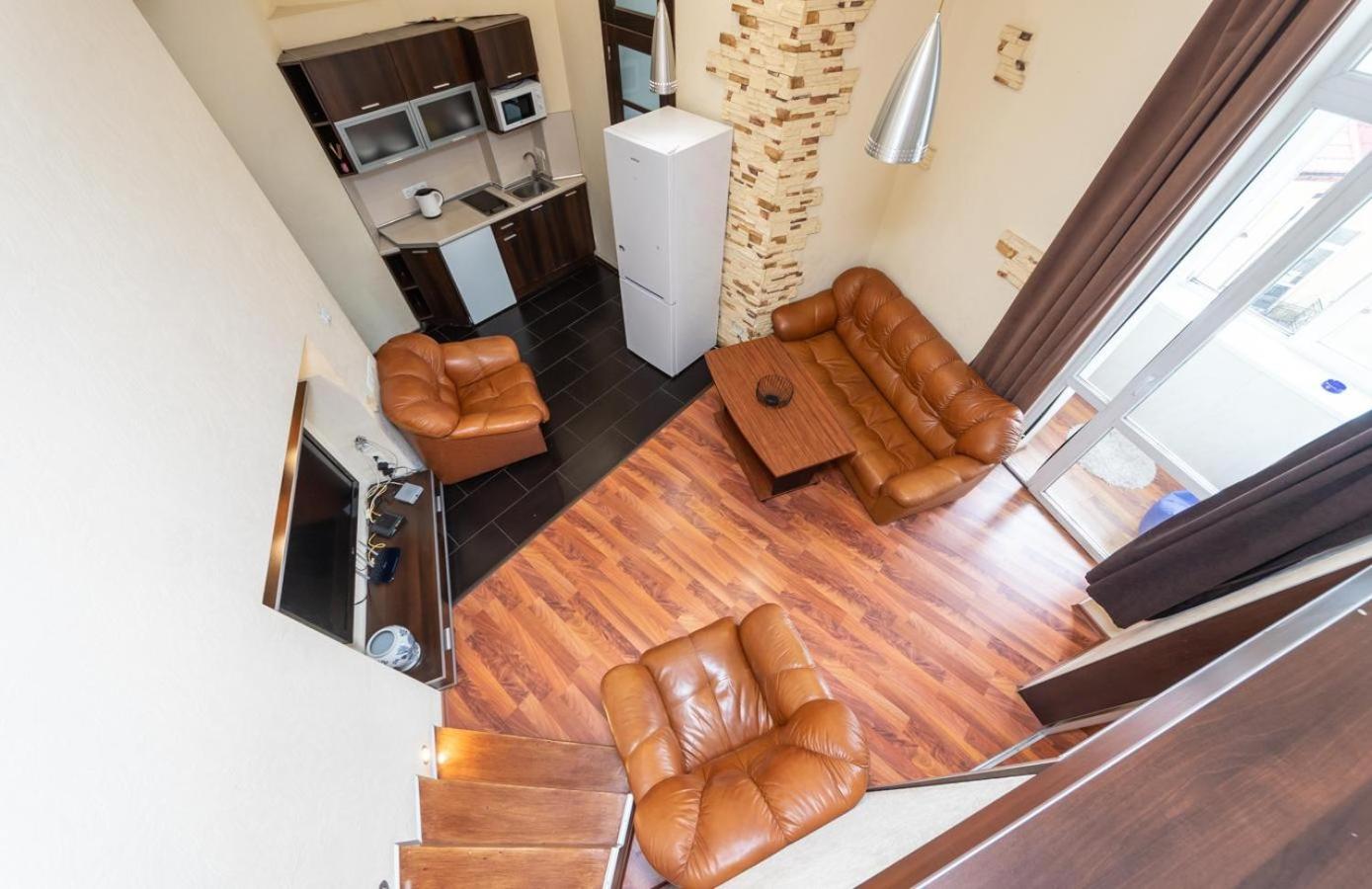 Comfortable Apartment On Mikhaylovskiy Lane Kijev Kültér fotó
