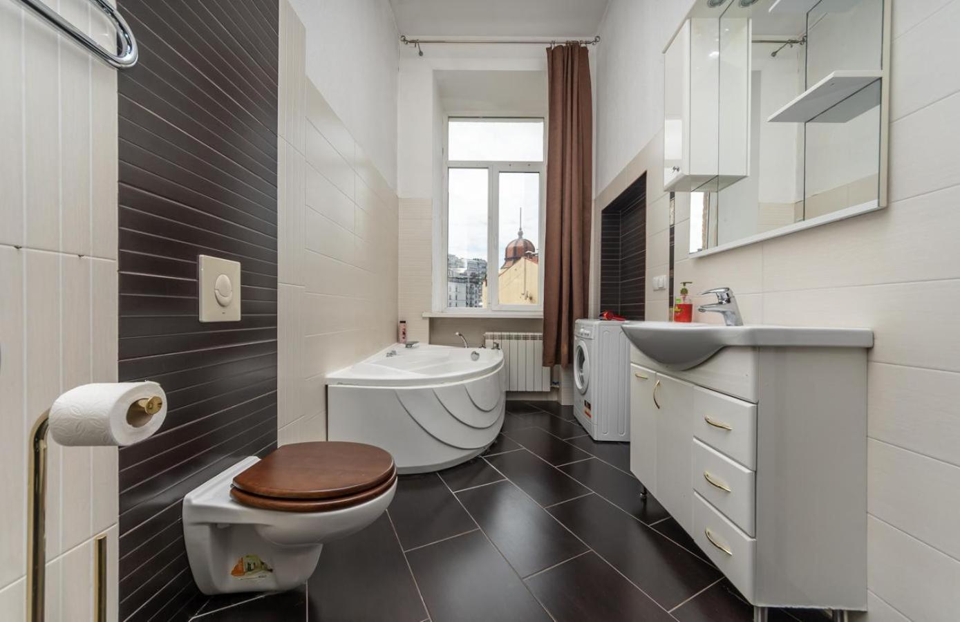 Comfortable Apartment On Mikhaylovskiy Lane Kijev Kültér fotó